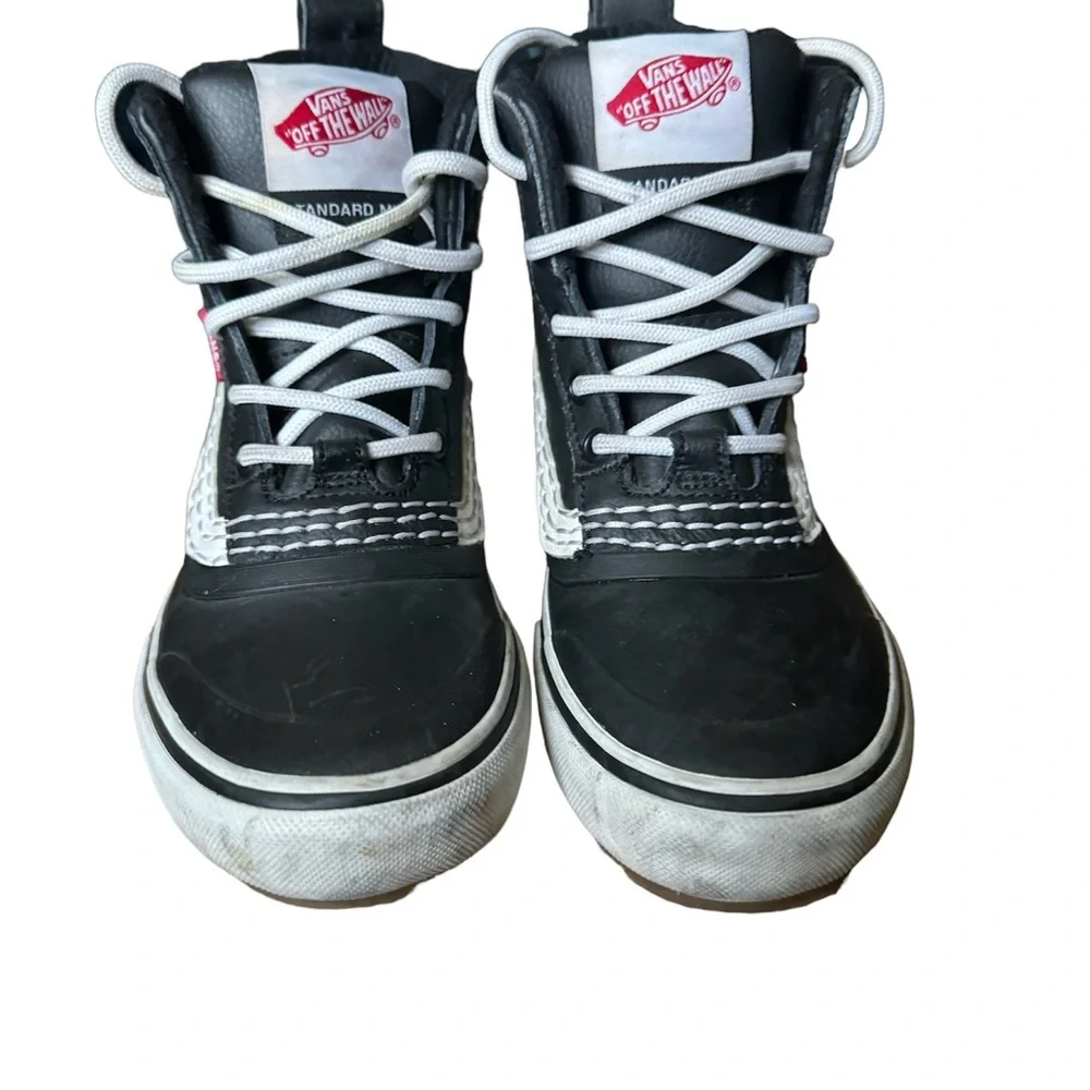 Vans Men's Standard Mid MTE Waterproof Snow Boots Black White - Picture 3 of 6